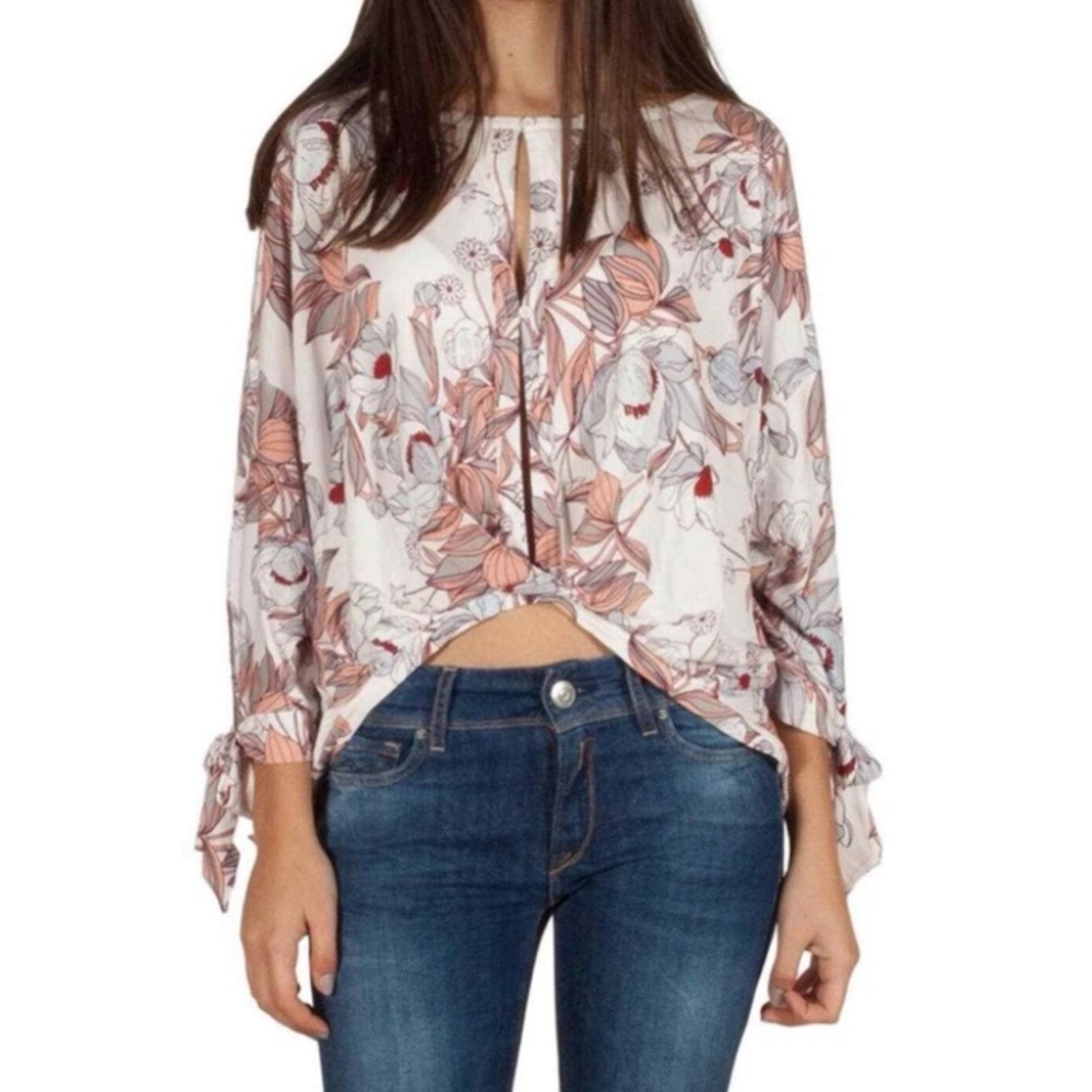 Free People Keepin on Knit Floral blouse